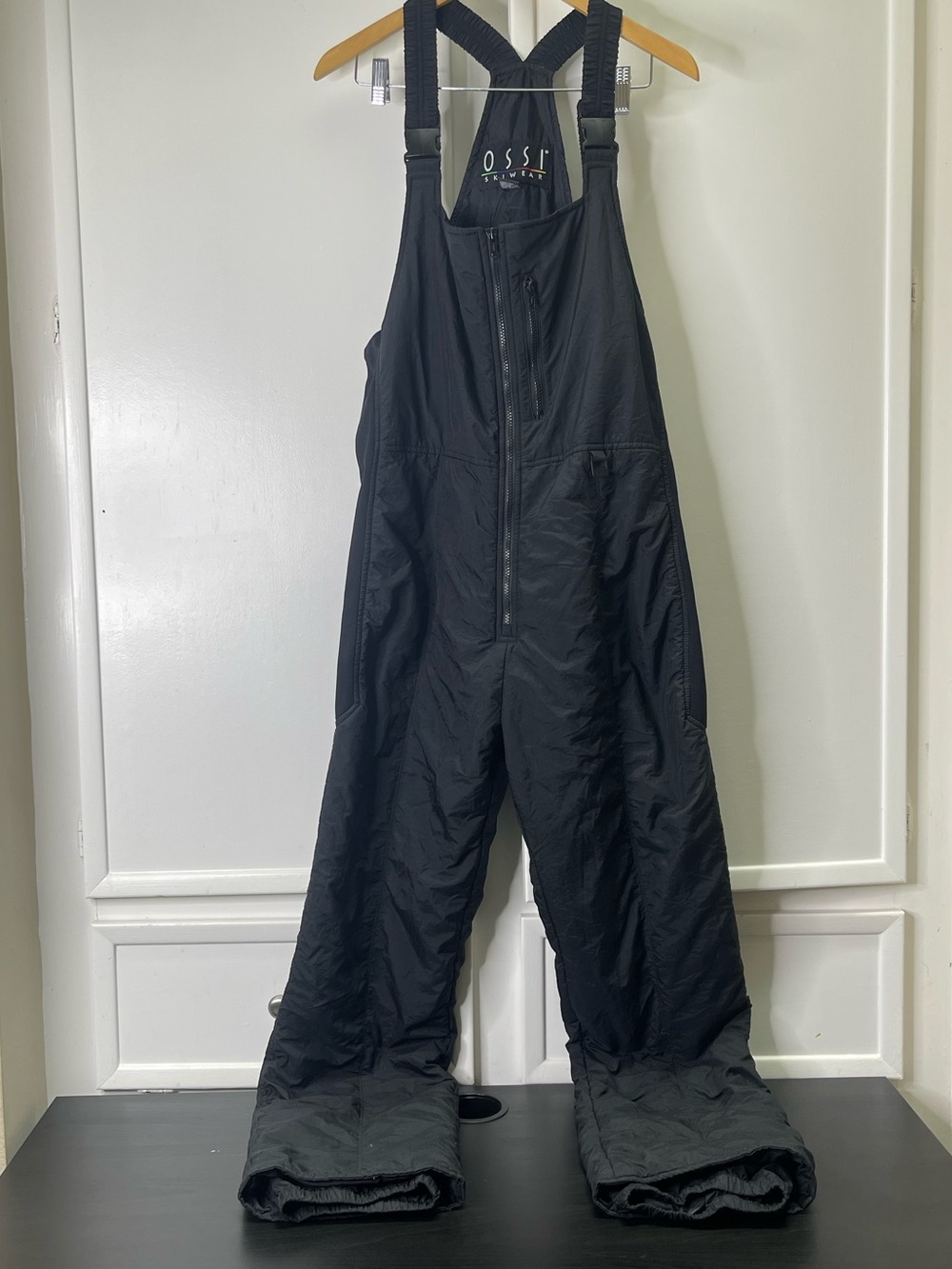Vintage 90's OSSI Skiwear Snowboard Ski Suit Black Bib Overalls Men's Size Large